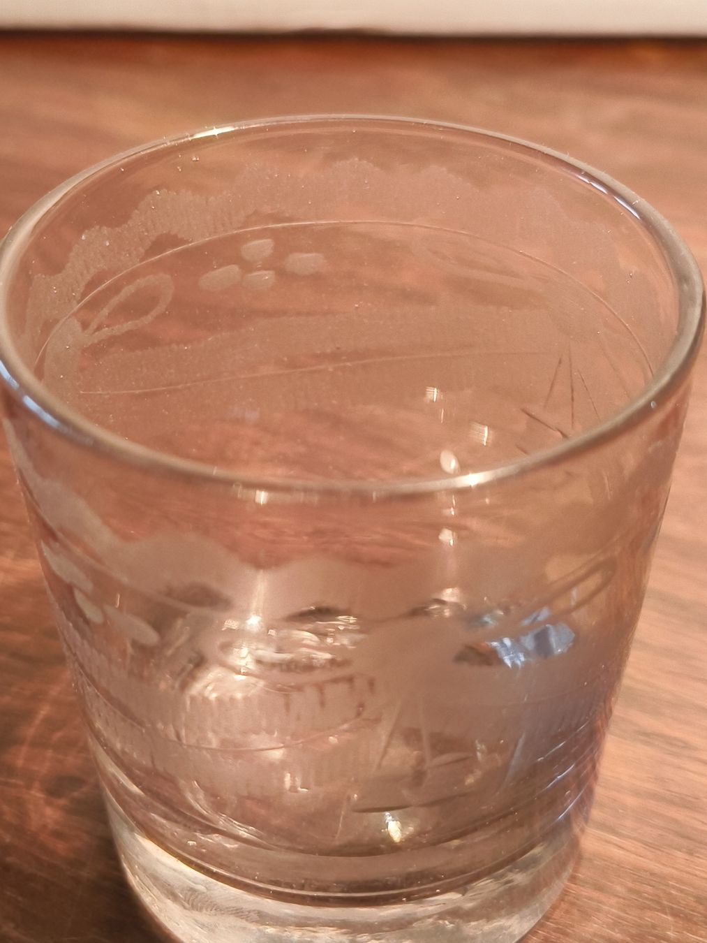 Glasi Hergiswil Bicchieri: antikes Glas ev Flüeli Glas 8cm hoch – Usato da stettlen venduto da VintageBern_ch 3