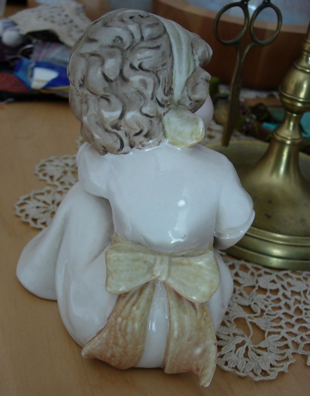 Figuren: PORZELLAN Figur - Mädchen – Gebraucht aus Basel von Grbina64 2