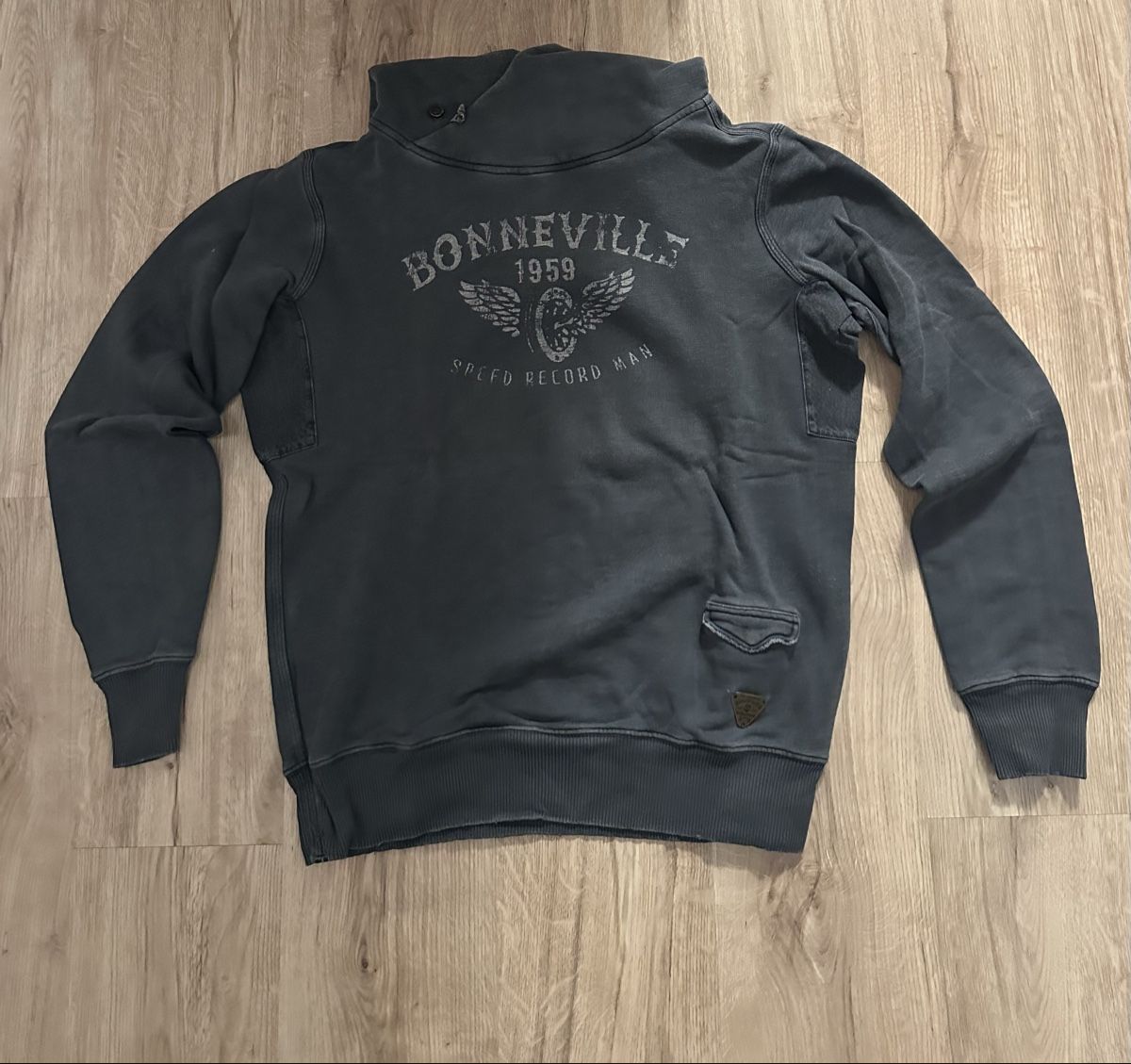 Pullover & Sweatshirts: Pullover Ruderiders – Gebraucht aus Othmarsingen von milanac1