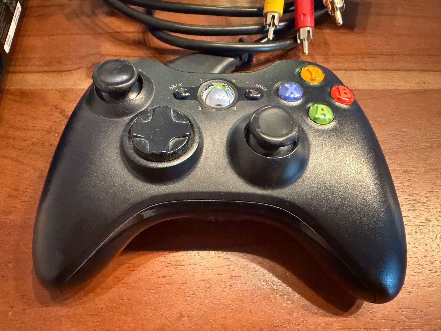 Microsoft Console: Xbox 360 Slim 250GB inkl. Controller – Usato da Thunstetten venduto da Virus_33 1