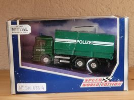 SPEED WORLD EDITION - Service Truck 1:72 ème - Man Polizei