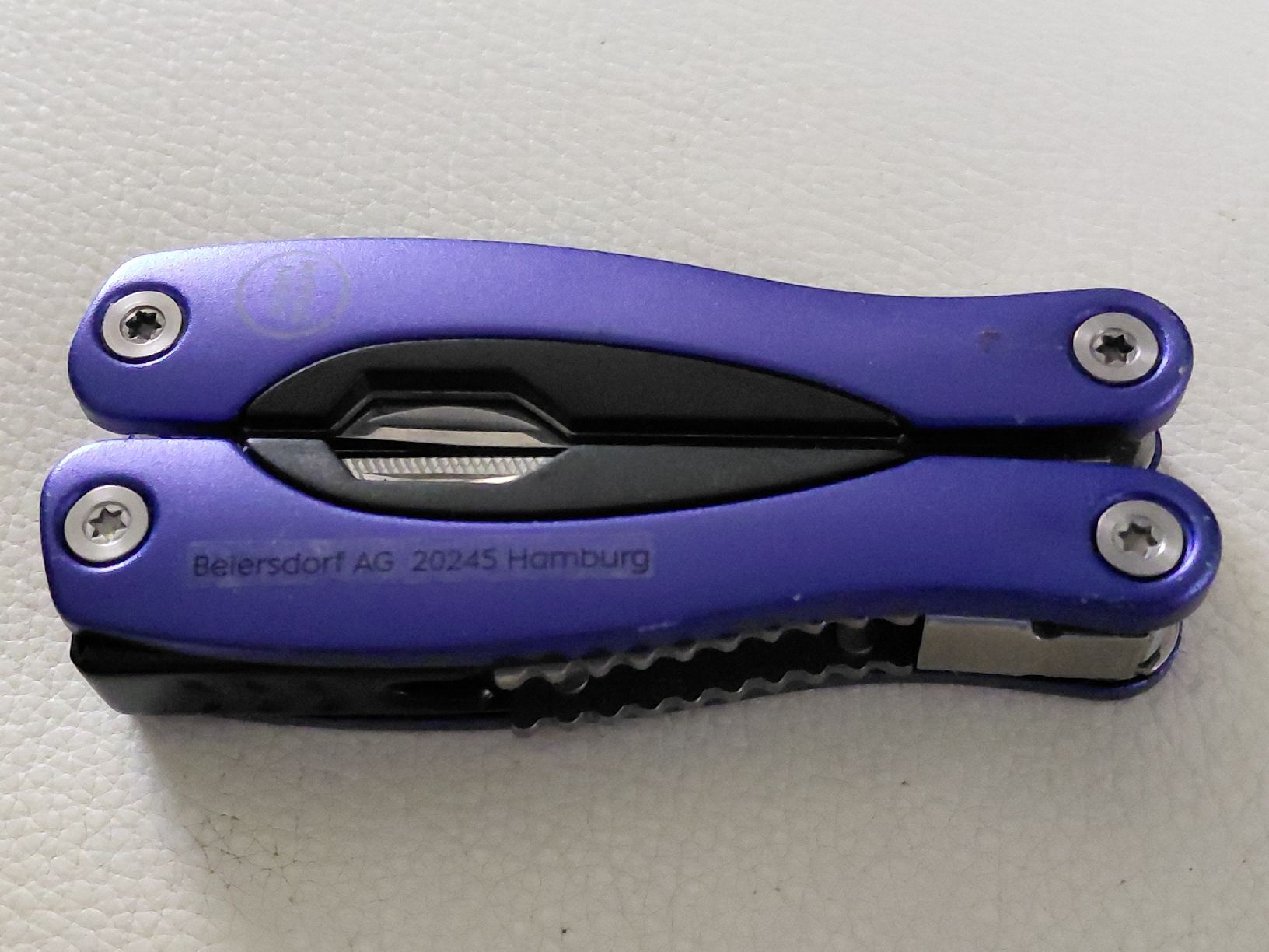 Tutti gli attrezzi: Multitool Nivea Men lila top zustand – Usato da Belp venduto da mar_76s8 3