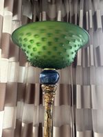 Edle Stehlampe, Grünes Glas, Goldener Fuss