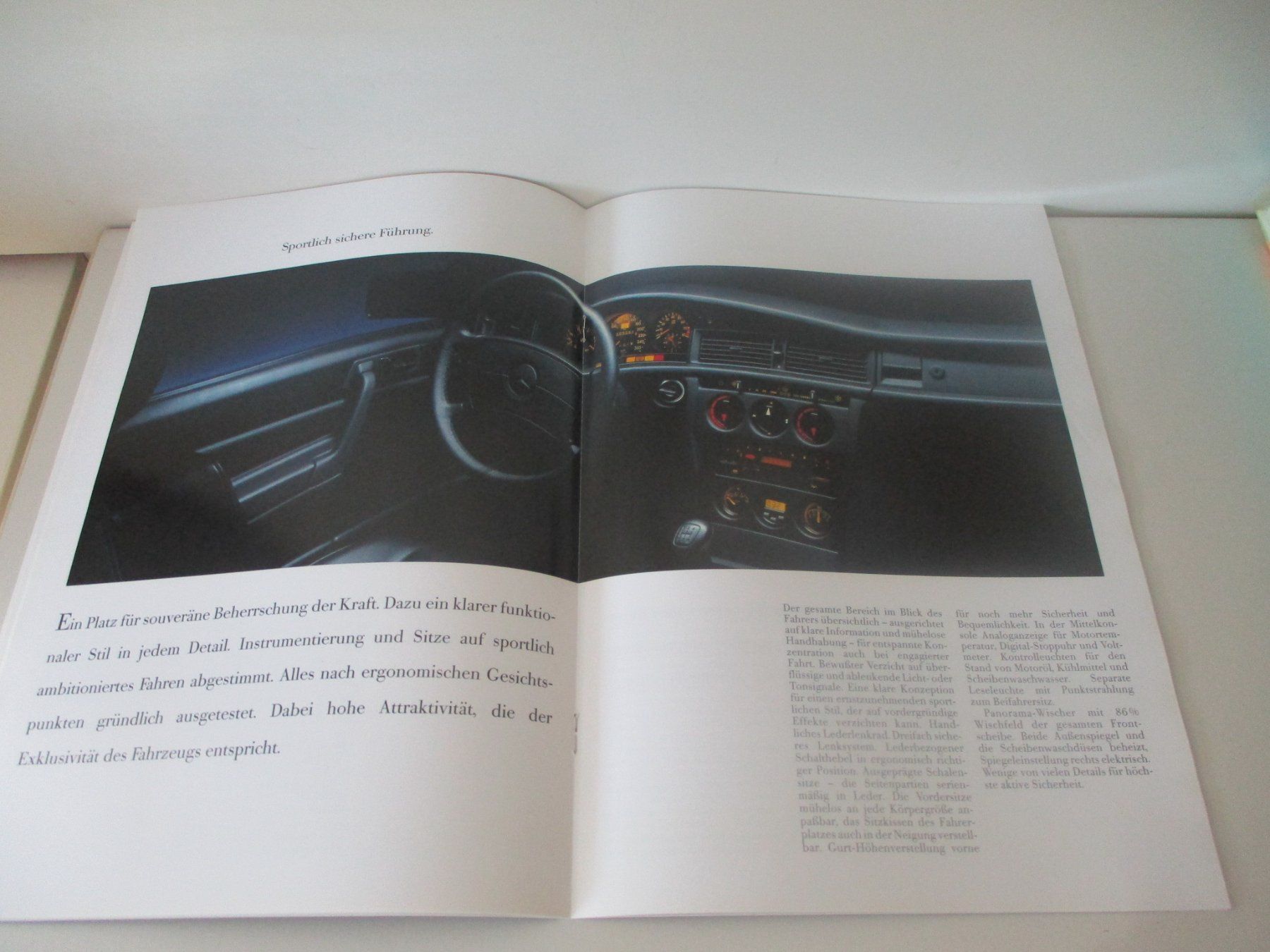 Mercedes-Benz Dokumente: PROSPEKT MERCEDES 190E 2.5-16V – Gebraucht aus Langnau i. E. von Superseven69 4