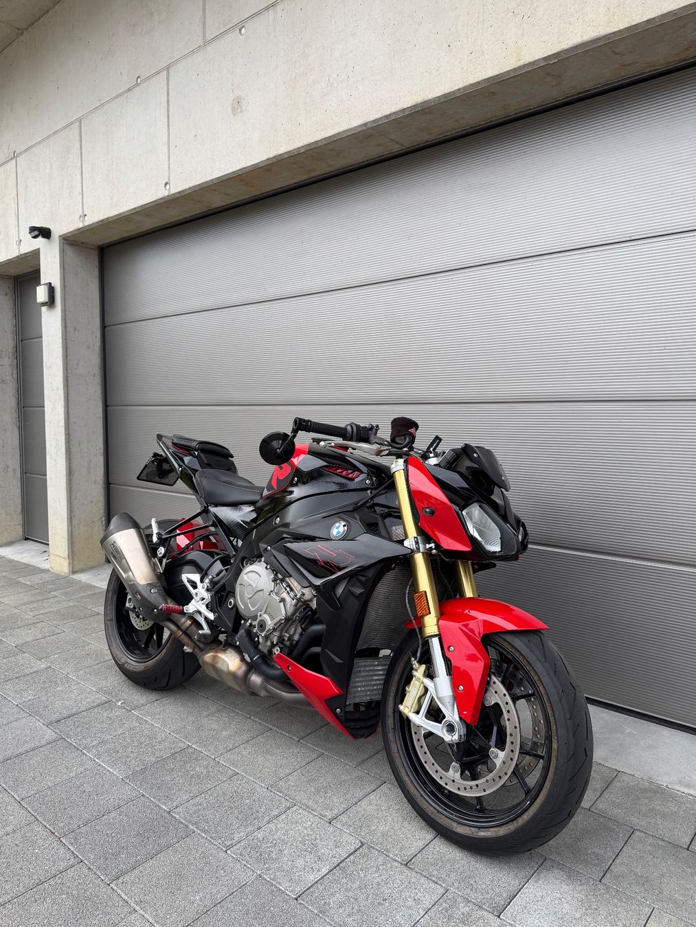BMW Strada: BMW S1000R 2018 – Usato da Aarau venduto da dju_8qcq 2
