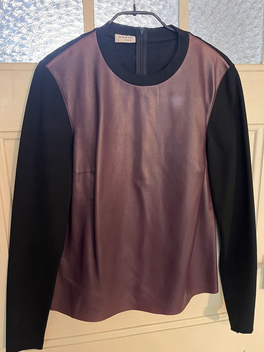 Akris Maglioni & Felpe: Sweatshirt Akris mit Lederdetail – Usato da st. gallen venduto da jefesmith