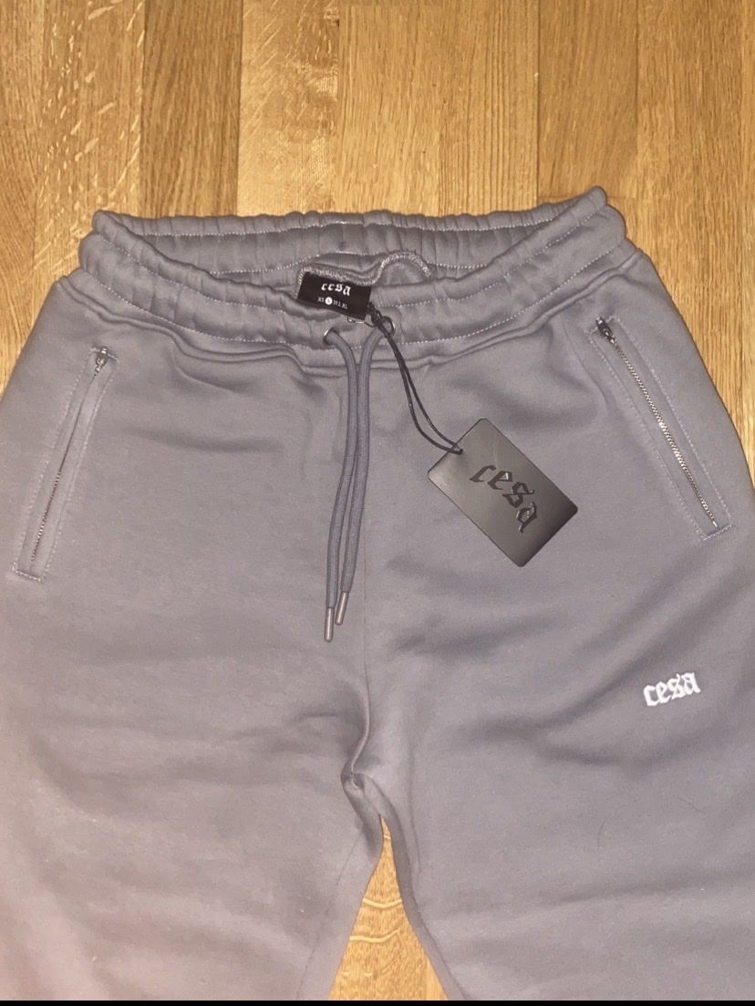 Pantaloni: Cesa Jogginghose Neu – Nuovo (secondo la descrizione) da Basel venduto da ann_5pz7 2