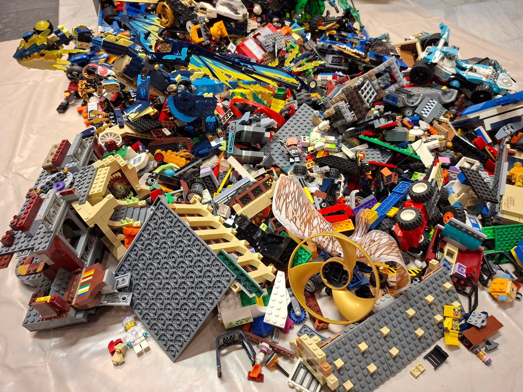 Lego Giocattoli: Lego Konvolut 22.5 kg – Usato da Sils im Domleschg venduto da AMAG_AUDI_ZH 1