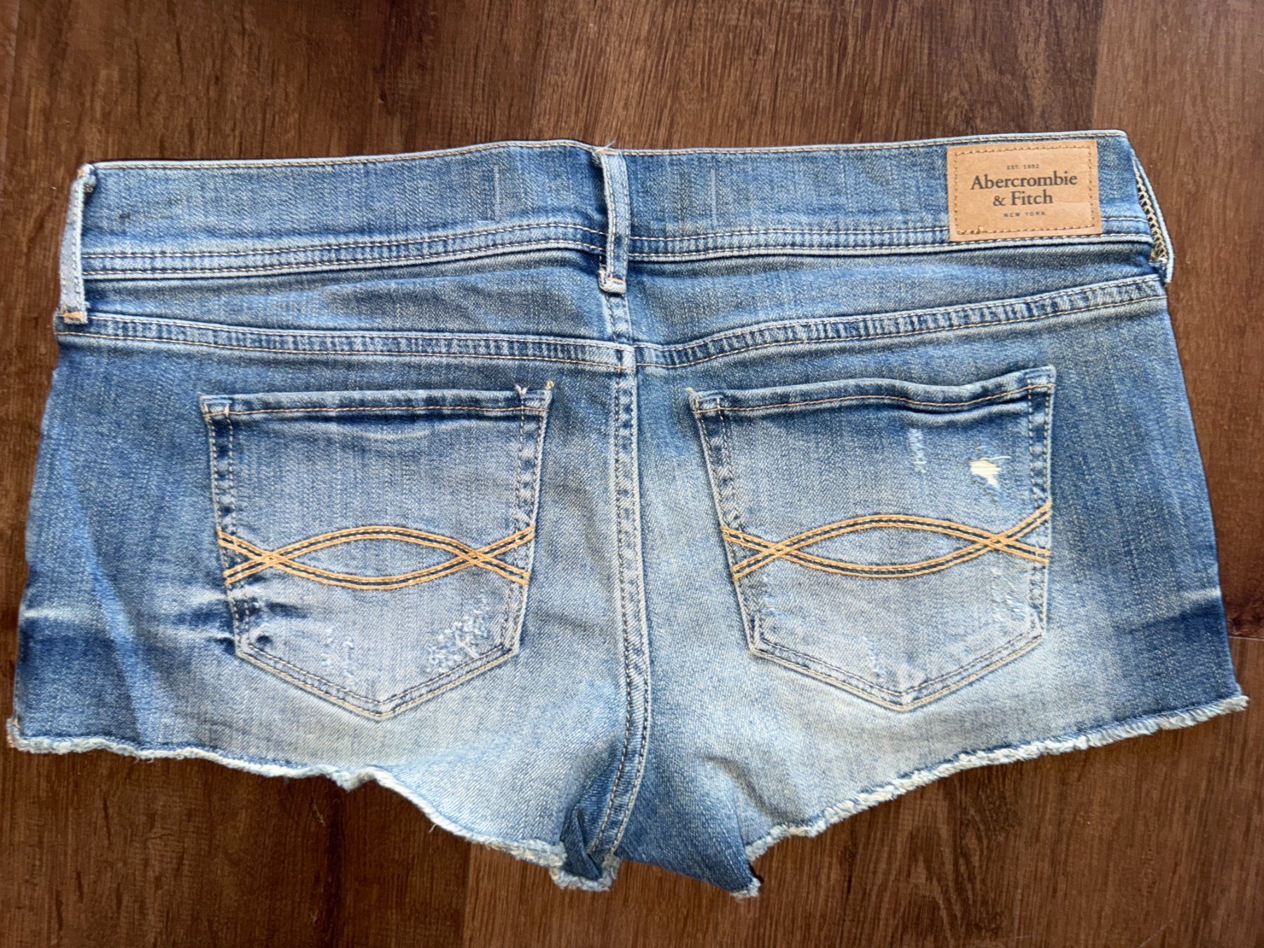 Abercrombie Pantaloni: Shorts Abercrombie - 28 – Usato da St-Sulpice VD venduto da juhdu 1
