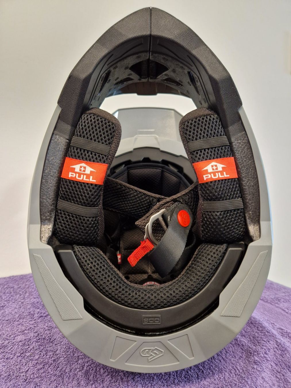 Casques & visières: Offroad-Helm 6D ATR-3 Hex, grau schwarz – D'occasion à Visp par eli.b. 5