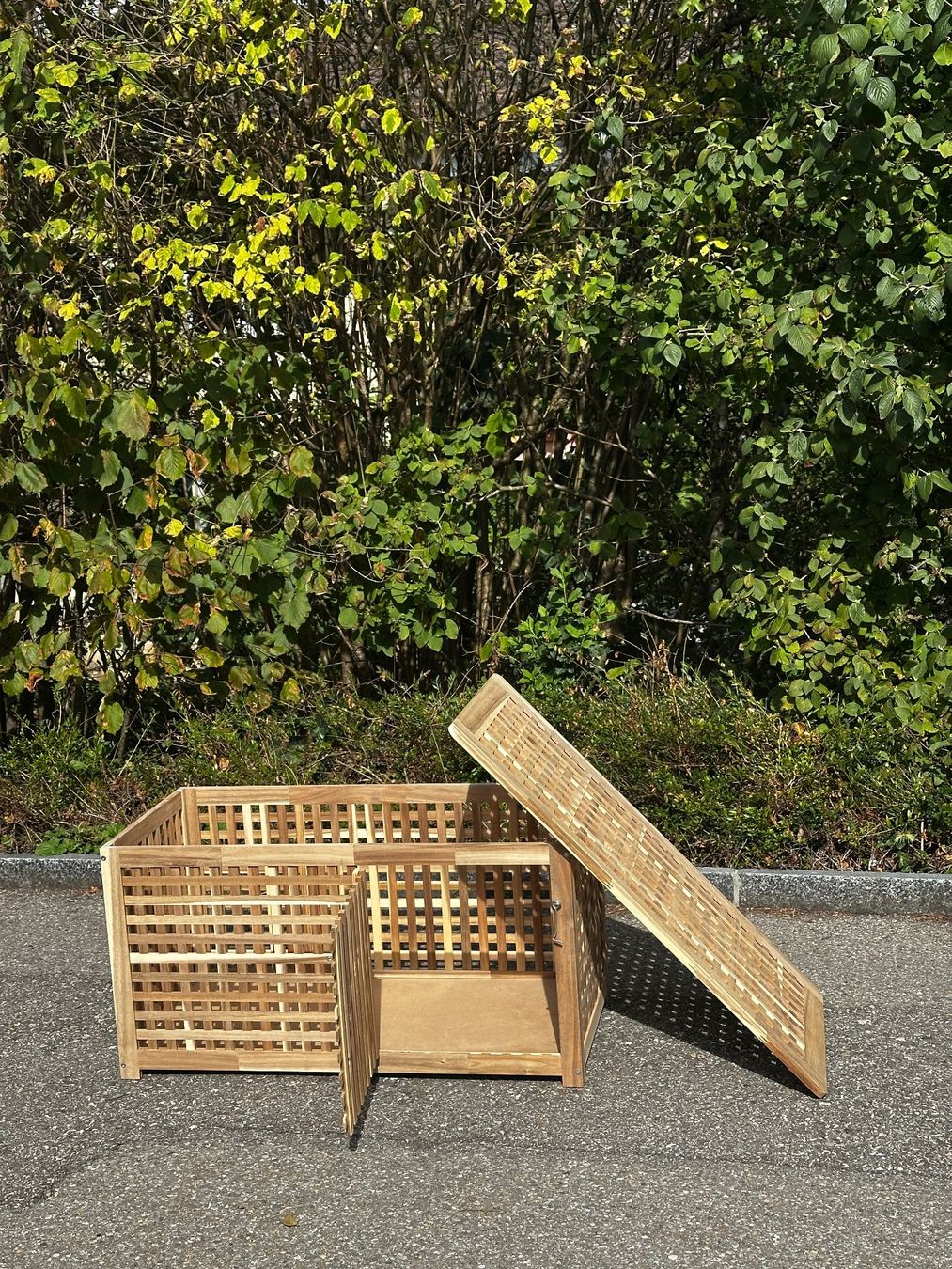 Käfige, Transport & Sicherheit: Hundebox – Gebraucht aus Affoltern am Albis von 5weiss 1
