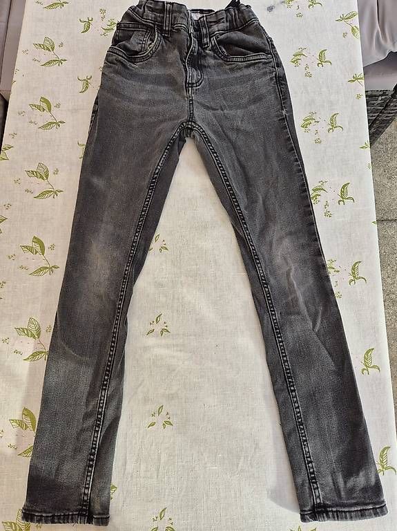 Pantaloni: Jeans, Grau, Grösse 128/134 – Usato da Zürich venduto da RaffaelaT