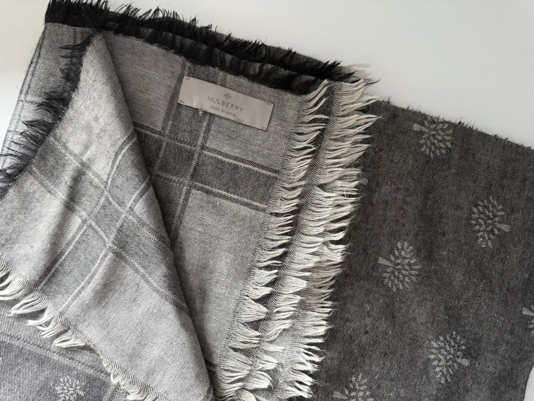 Mulberry Foulard & Sciarpe: Mulberry Halstuch – Usato da Horgen venduto da tsp_qr5b 2