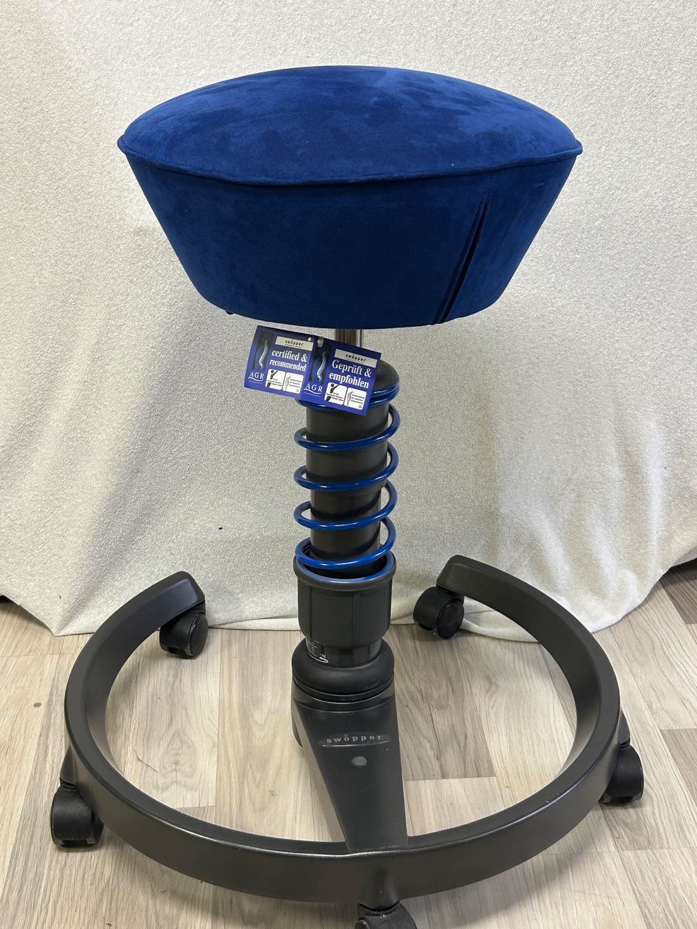 Hocker: Tabouret de bureau AERIS SWOPPER 3D – Gebraucht aus Sutz von scherzr
