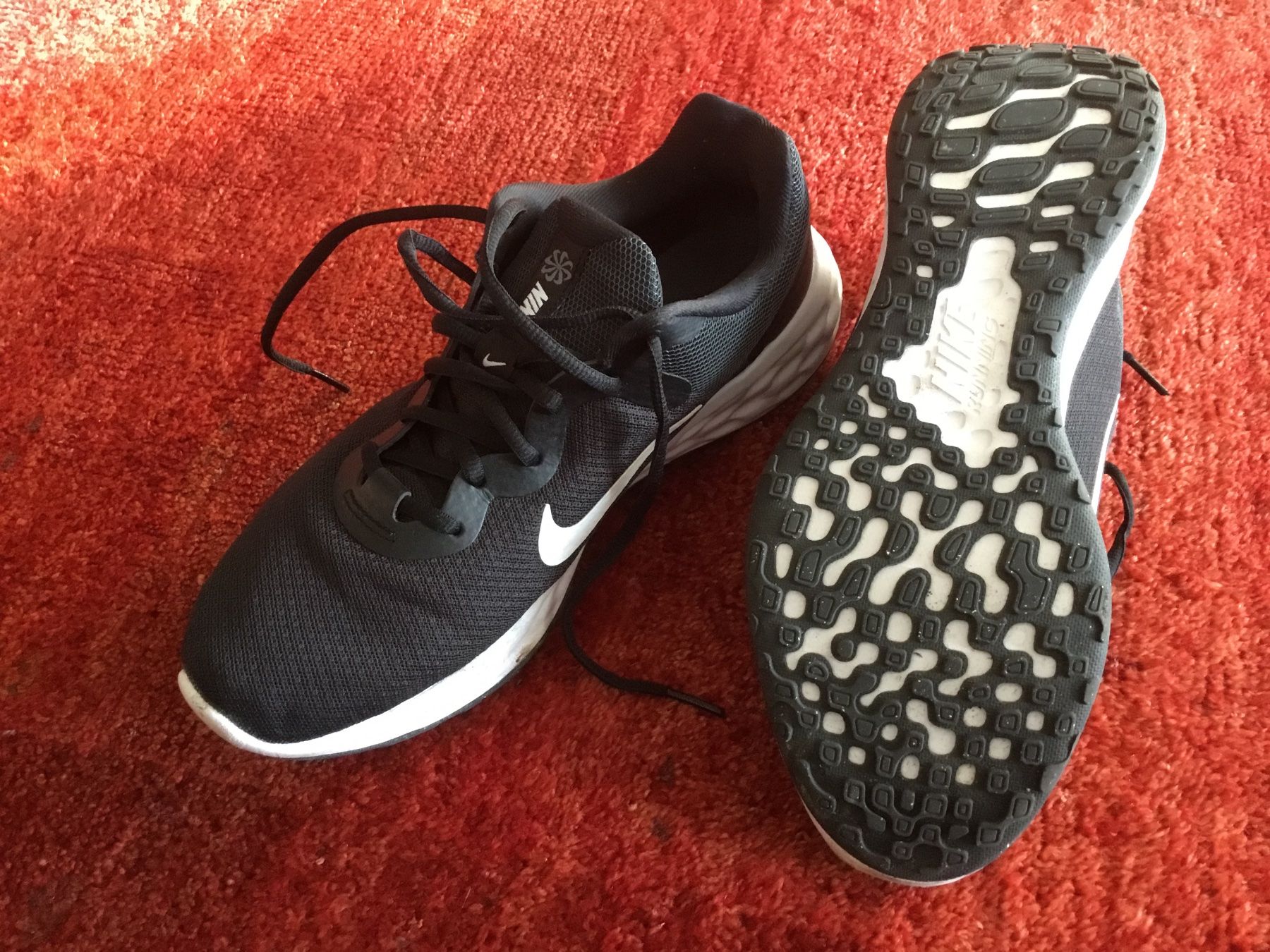 Nike Scarpe da donna: Turnschuh Nike – Usato da Brügg BE venduto da SaNiTi
