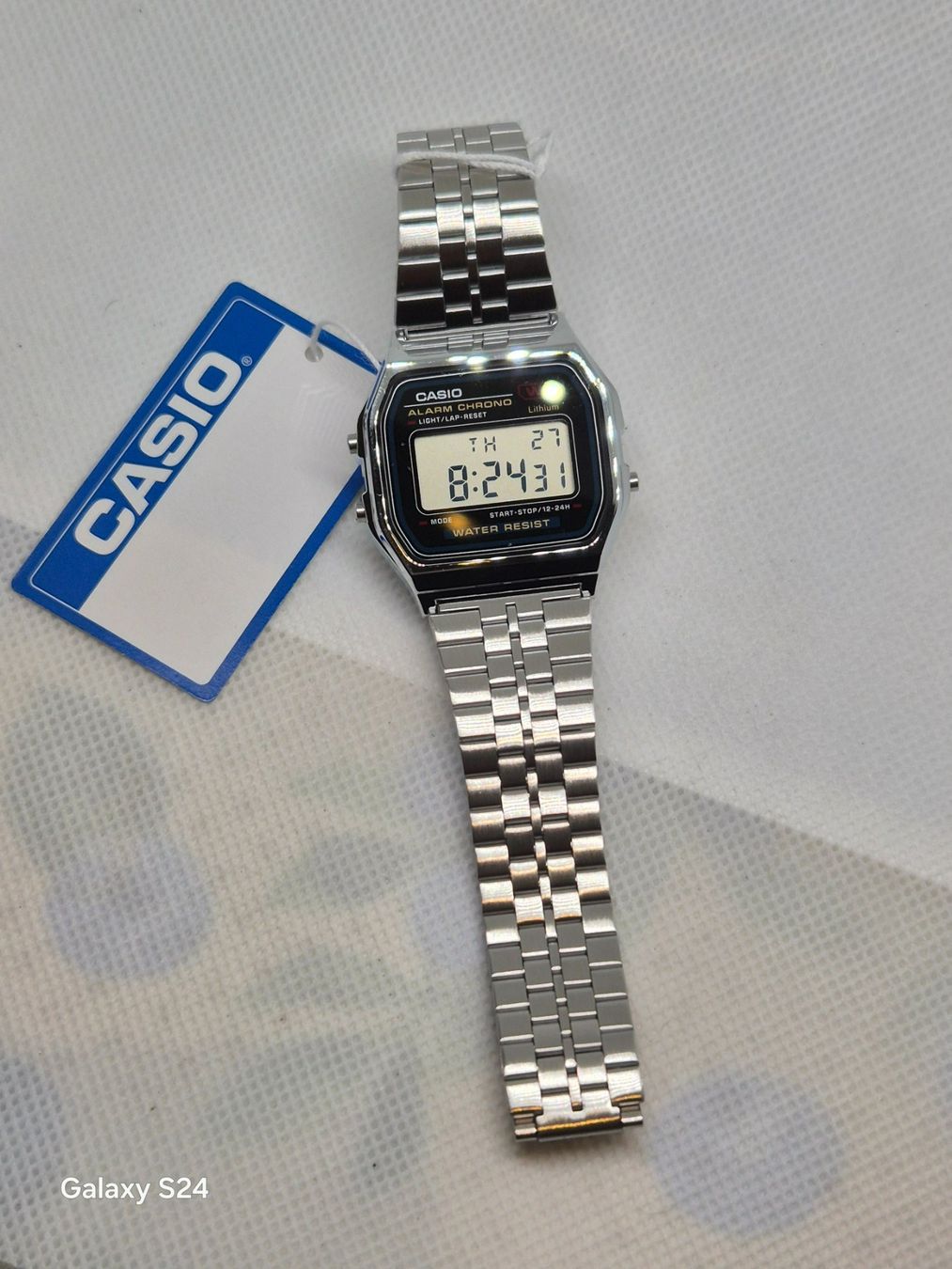 Casio Orologi: Casio A159W Digitaluhr, Neu, Silber – Nuovo e nell'imballaggio originale da Losone venduto da bal_gfp6 3