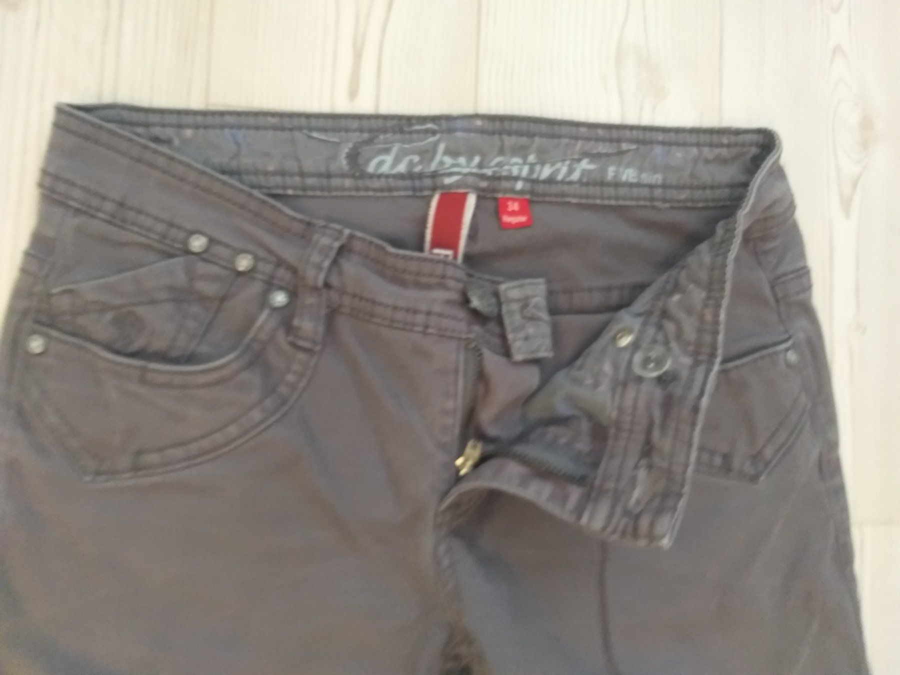 Esprit Pantaloni: ESPRIT  Pantalon/Hose    Taille / Grosse 34 CH..... – Usato da Cossonay-ville venduto da Super-Price-Quality 3