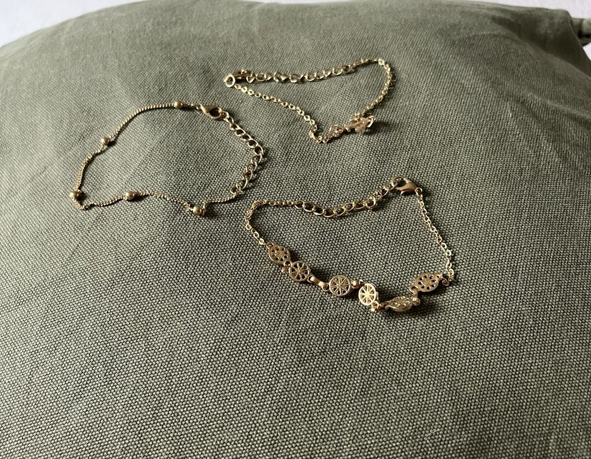 Armbänder & -reifen: 3er Set goldene Armbänder, Modeschmuck – Gebraucht aus Thalheim von karmabis_