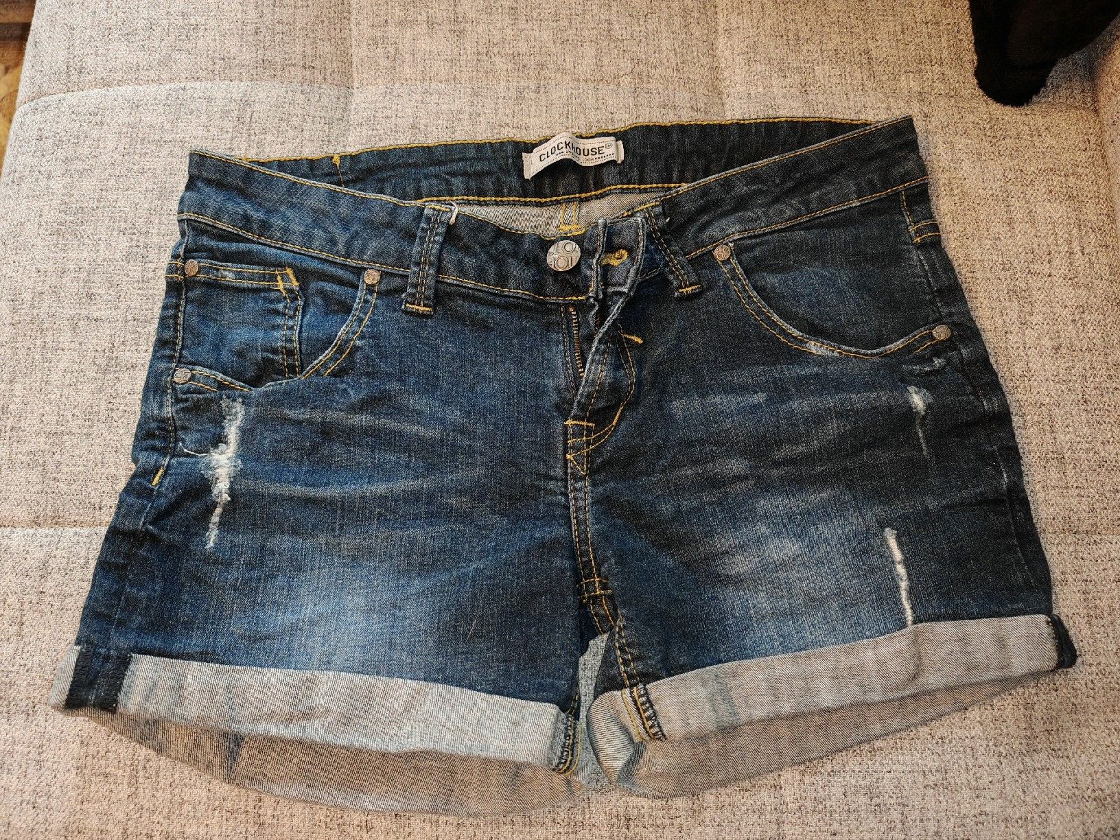 C&A Jeans: Kurze Hosen Gr. 40 – Usato da Windlach venduto da ramona_l