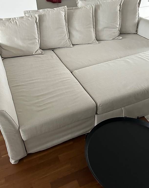 Ikea Sofas: IKEA HOLMSUND Sofa Bed - Beige / Ecksofa mit Bettfunktion – Gebraucht aus Glattpark(Opfikon) von mar_j7yg 2