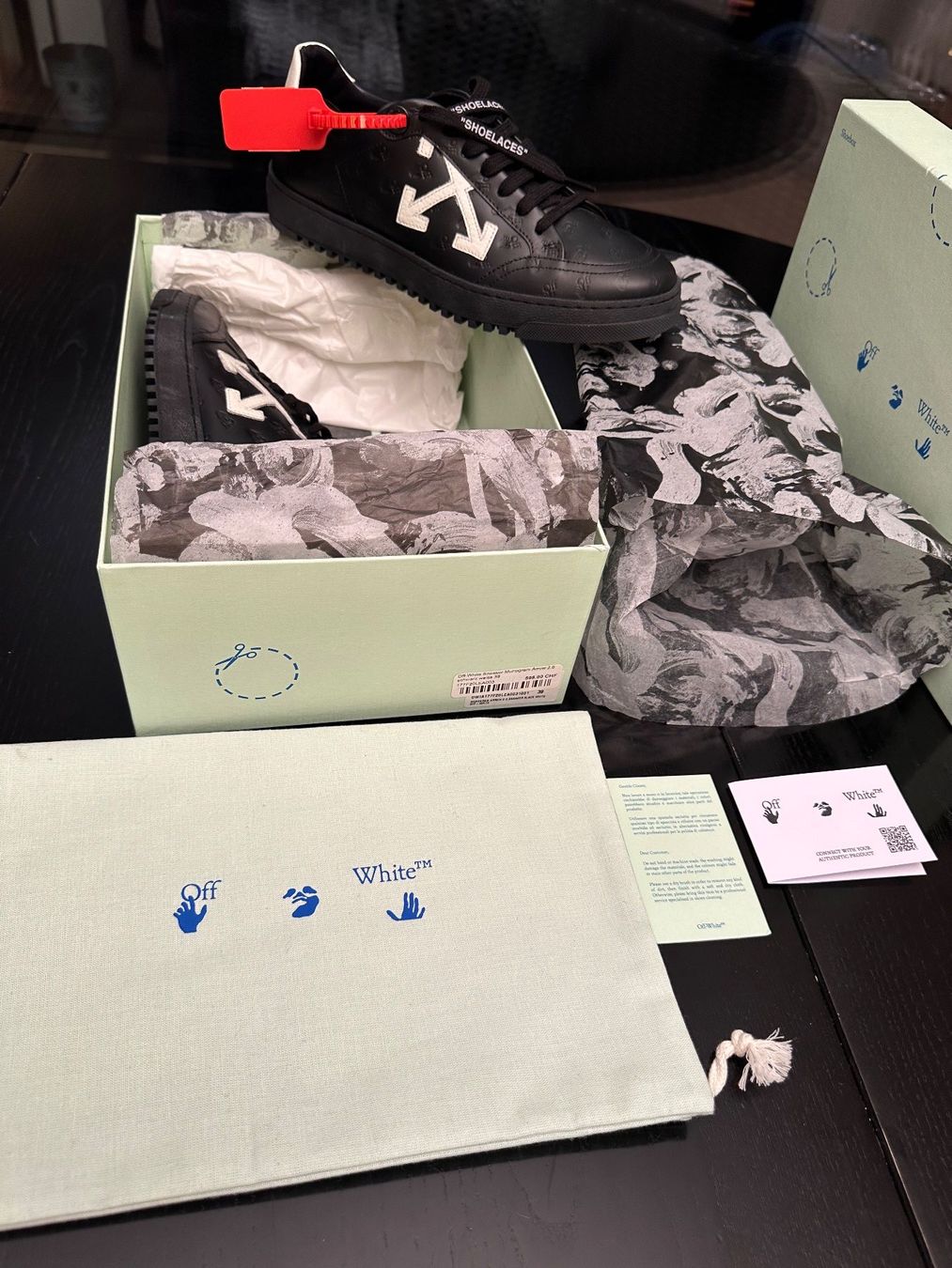 Off-White Scarpe da donna: neue Off-White Sneaker Monogramm Arrow 2.0  Gr.39.5  Np598.- – Nuovo e nell'imballaggio originale da Arlesheim venduto da NelDosSantos 5