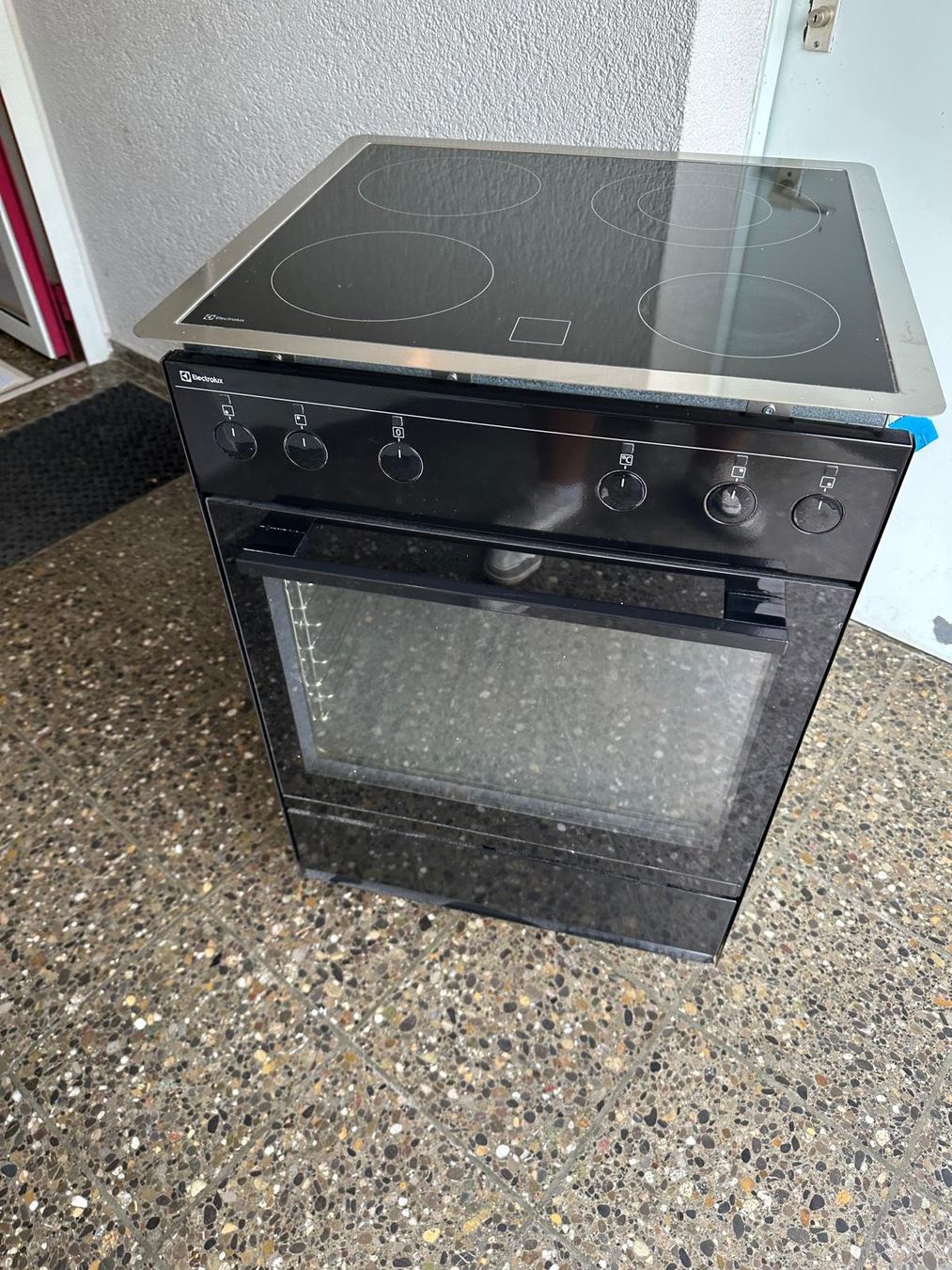 Electrolux Forni: Backofen Electrolux - mit Glaskeramik – Usato da Spreitenbach venduto da Space_X 1
