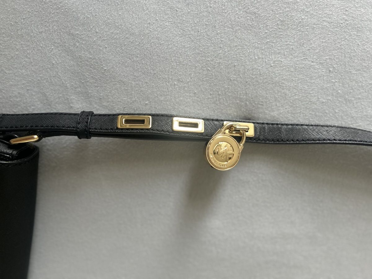 Michael Kors Borse da donna: Tasche von Michael Kors – Usato da Uttwil venduto da ula_ls5l 3