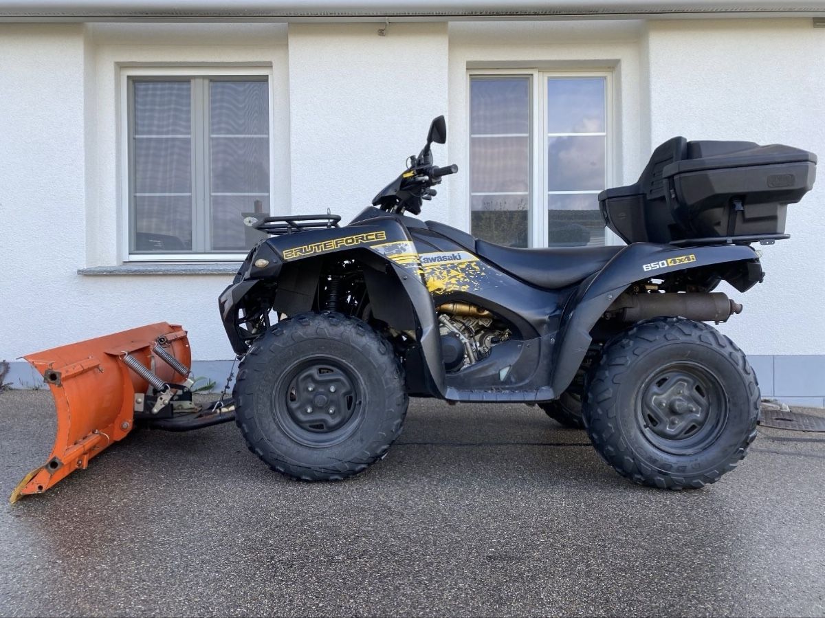 Kawasaki Quads: Kawasaki Brute Force 650 – D'occasion à Saas-Grund par Benato11 4