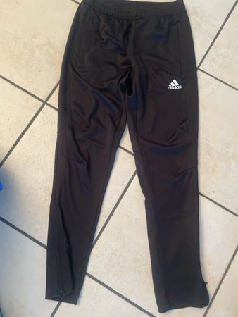 Trainingshose Adidas schwarz Gr.152mit Reissverschluss Neu