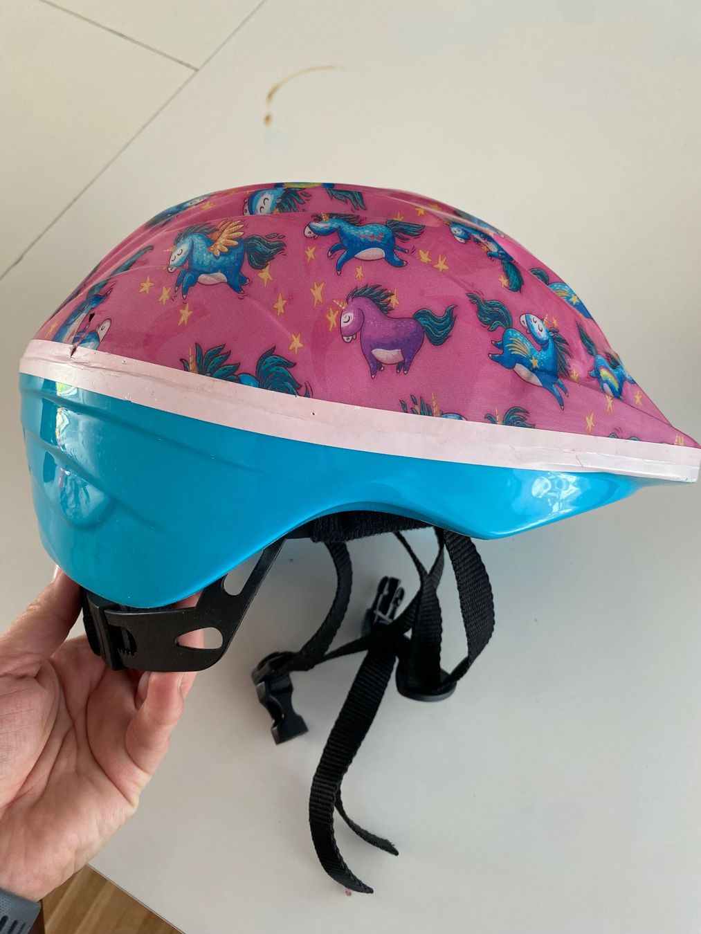 Caschi: Velohelm Mädchen mit Einhorn, S 48-52 – Usato da Dübendorf venduto da son_hy5t 2