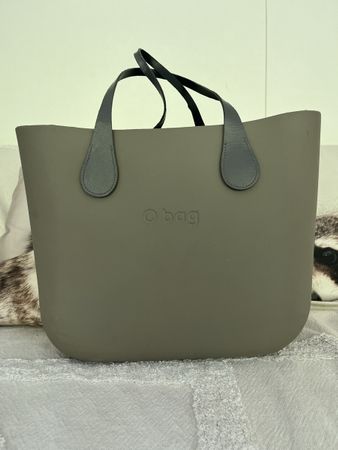 O bag Grau Tasche