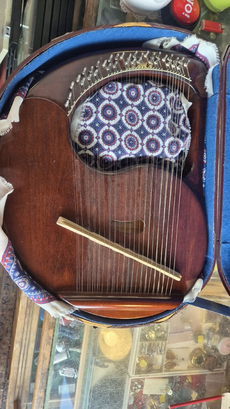 Musikinstrumente: Sopran Leier Von Lothar Gärtner – Gebraucht aus Rämismühle von beni0010