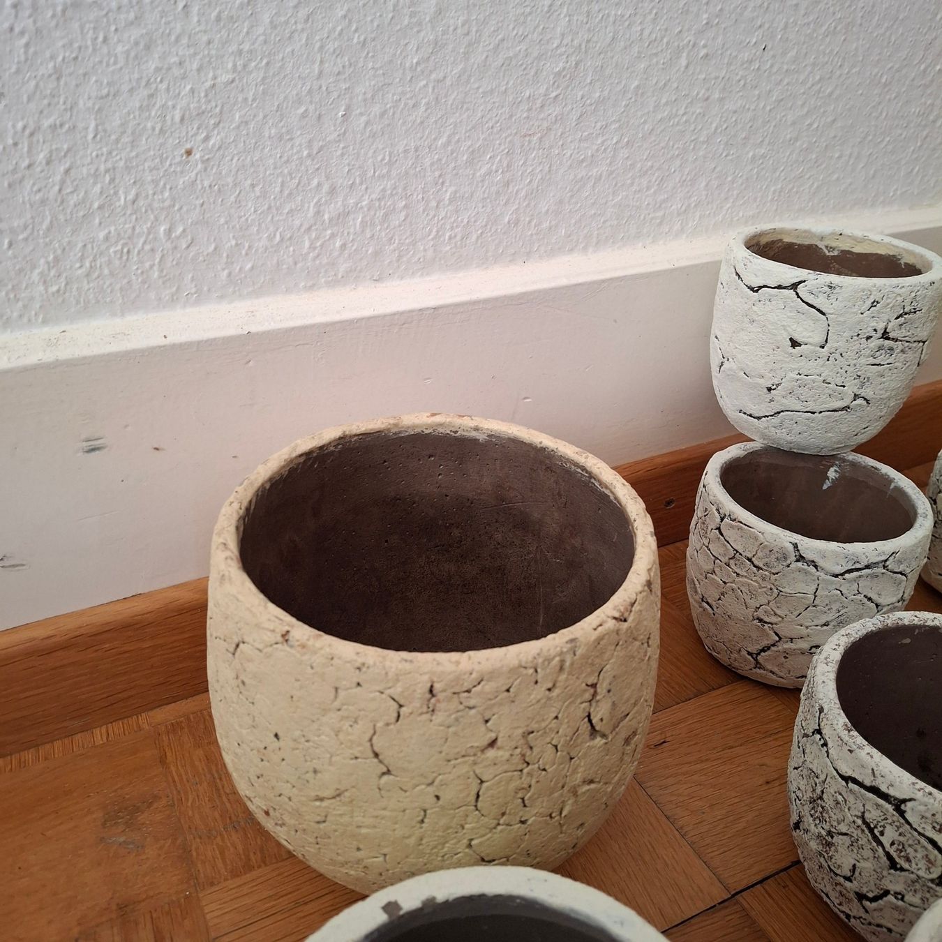 Blumentöpfe: Lot 44 cache pot PTMD ciment décoration – Gebraucht aus Neuchâtel von Rochawood 3