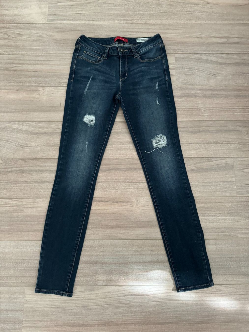 Guess Jeans: GUESS Jeans dunkelblau Gr. 38 – Gebraucht aus Bonstetten von VCLS