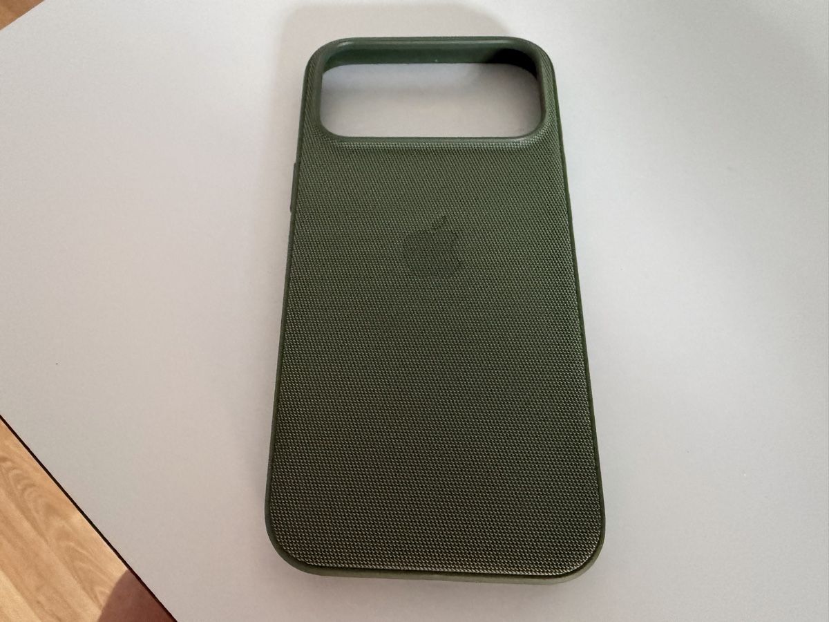 Apple Cover & Protezioni schermo: Apple iPhone 17 Pro Max Cover Techwoven grün – Usato da Watt venduto da Segi75 1