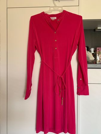 Pink dress