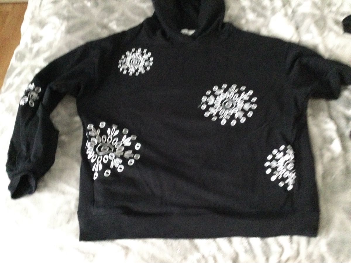 Desigual Pulls & Sweat-shirts: Pullover mit Kaputze Desigual  – D'occasion à Villnachern par Anita2006