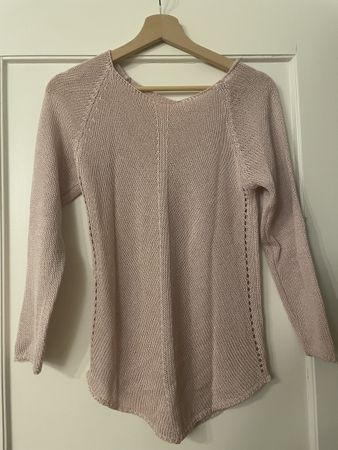 Pink sweater, S size, excellent condition