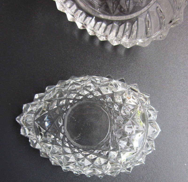 Altro in Decorazioni & Accessori: Vintage Deckeldose Glas, Ei-Form mit Vogel – Usato da Bischofszell venduto da raika 5