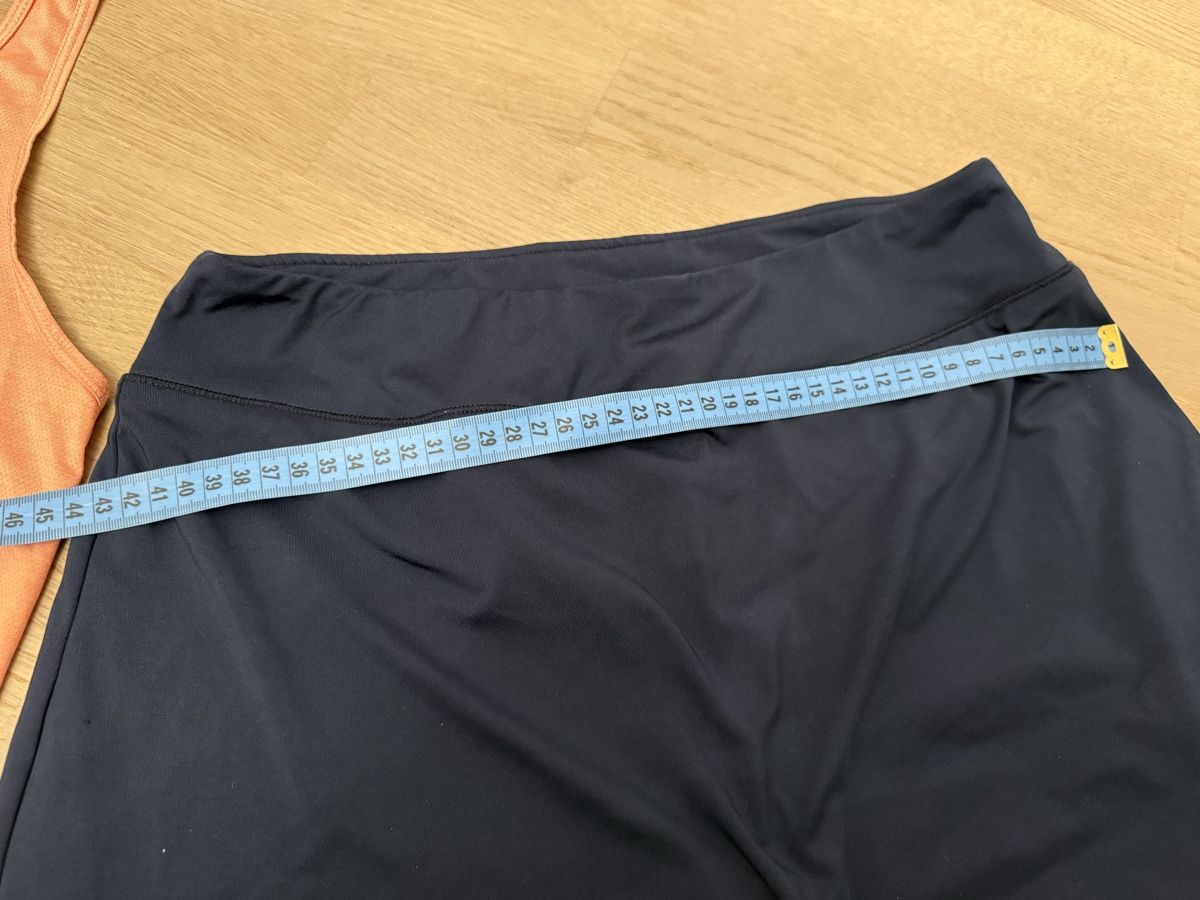 Lotti di vestiti: Sportset Gr. M/L – Usato da Rubigen venduto da Elmacino 2