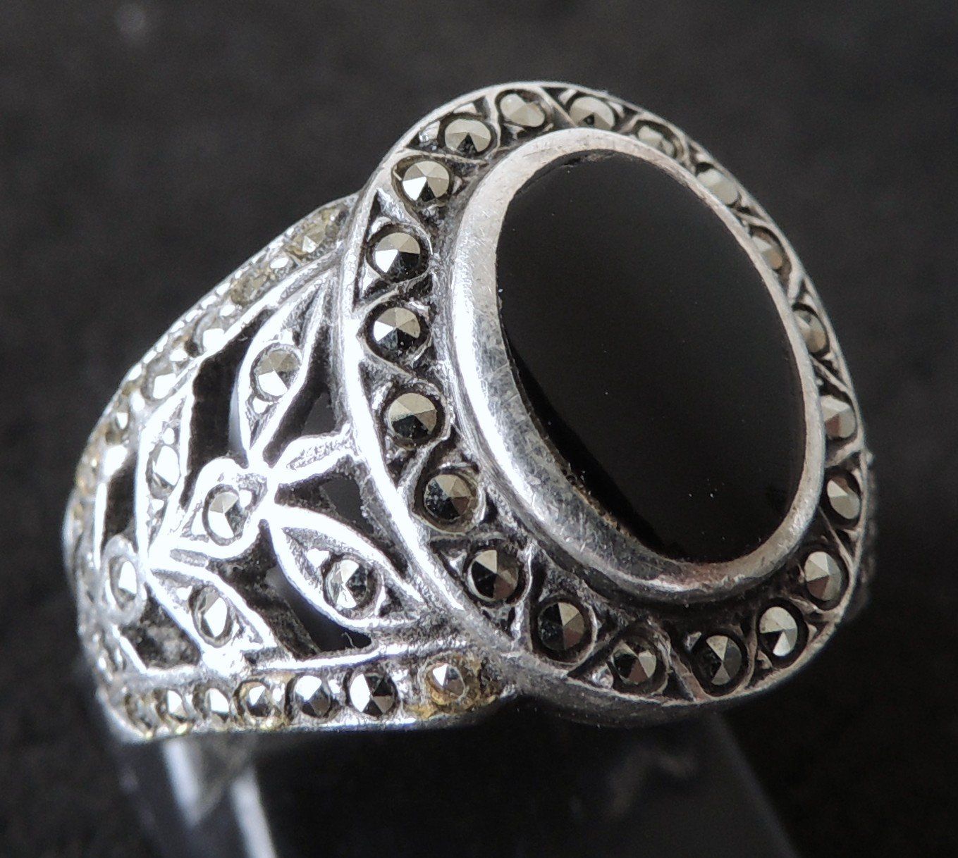 Anelli: Silber 925 Fingerring mit Gagat und Markasit – Usato da Waldenburg venduto da schaller707 1