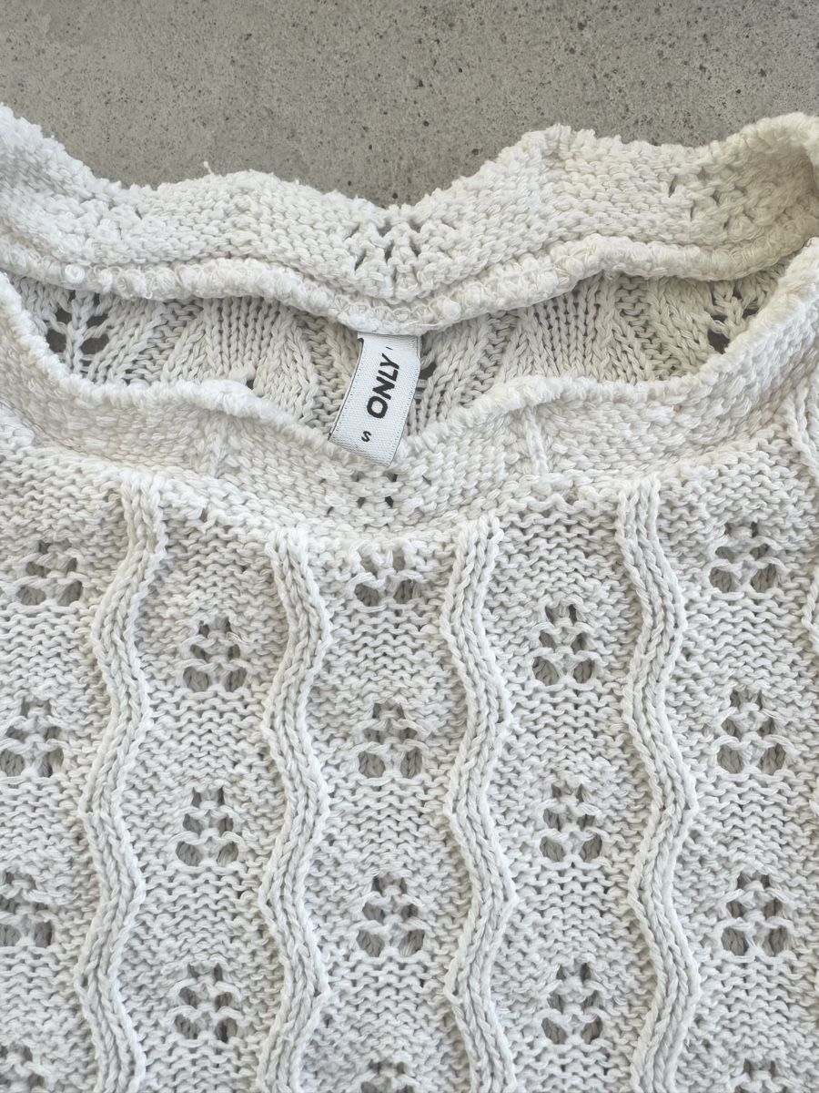 Only Top: Débardeur ONLY blanc - Top actuel – Usato da La Sarraz venduto da Marina213 1