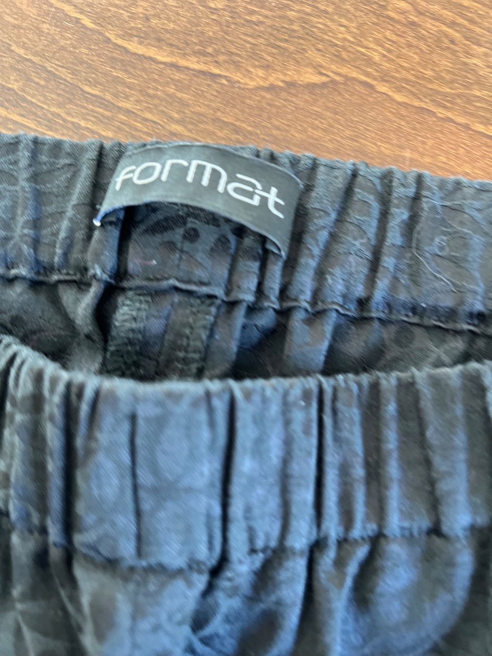 Hosen: Schwarze Hose von Format, Gr. 40 super Zustand! – Gebraucht aus Ebmatingen von Mistelu 2