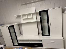 Wohnwand / TV-Möbel / Entertainment Center – Weiss/Schwarz