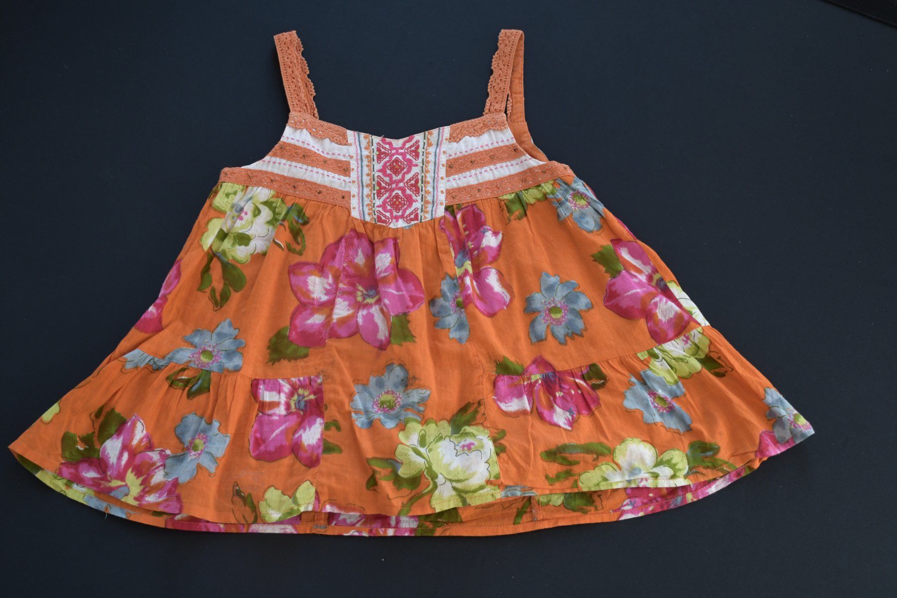 Camicette, T-shirt & Top: Tunika von Catimini gr. 140 – Usato da Nuglar venduto da Korsika2
