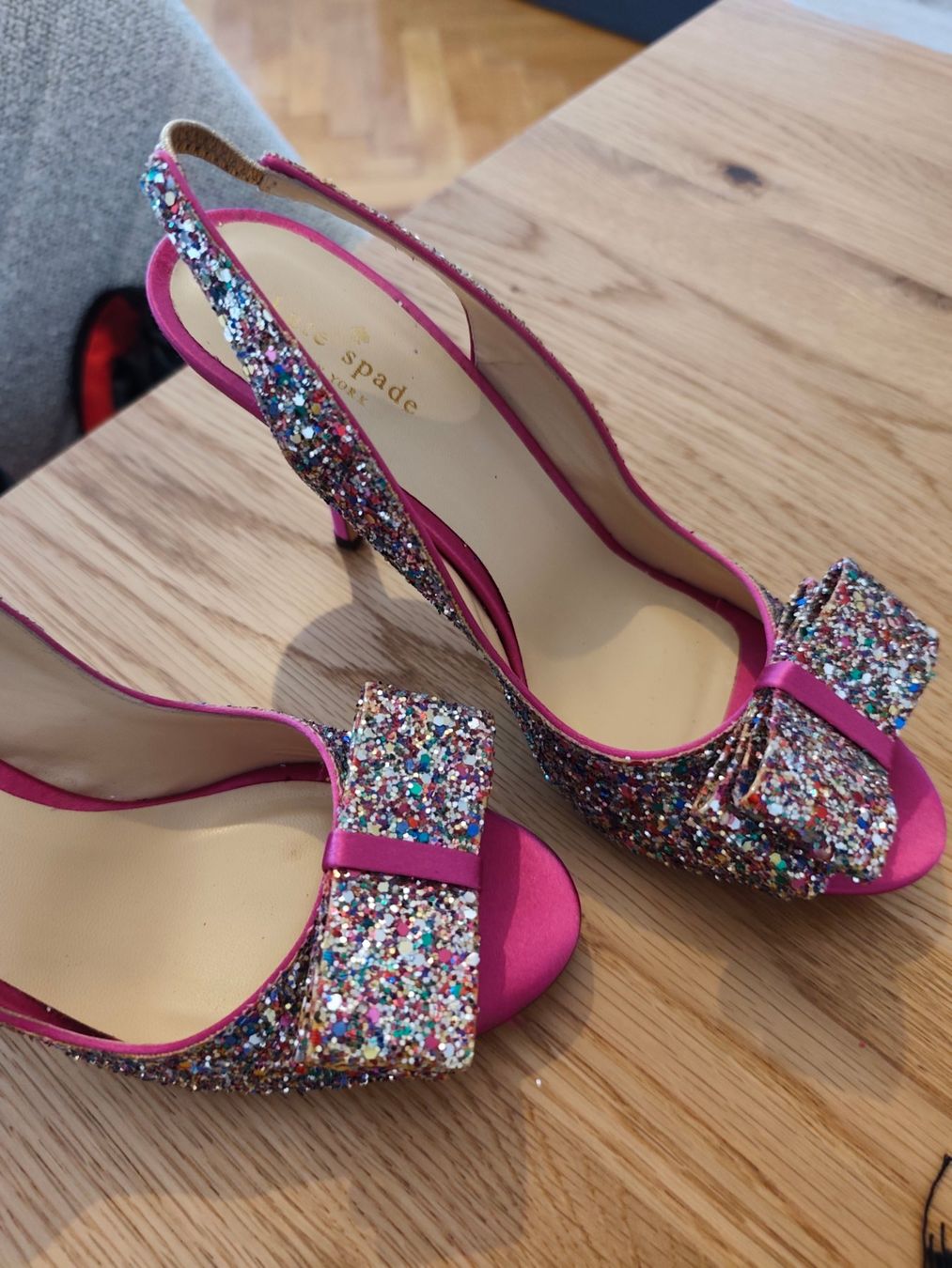 Kate Spade Chaussures femmes: Escarpins Kate Spade – D'occasion à Montreux par LeVintage33 1