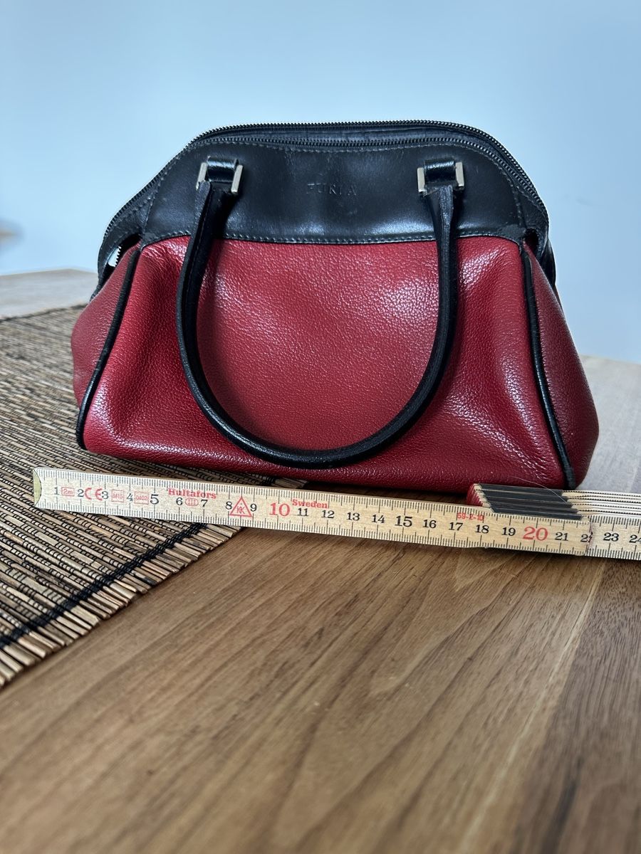 Furla Taschen für Damen: Sac à main Furla – Gebraucht aus Pully von kat_d8vz