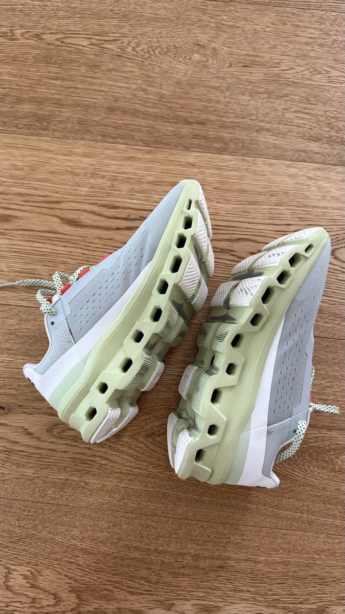 On Chaussures femmes: On Running Cloudmonster size 37.5 – D'occasion à Boswil par hey.itsme 3