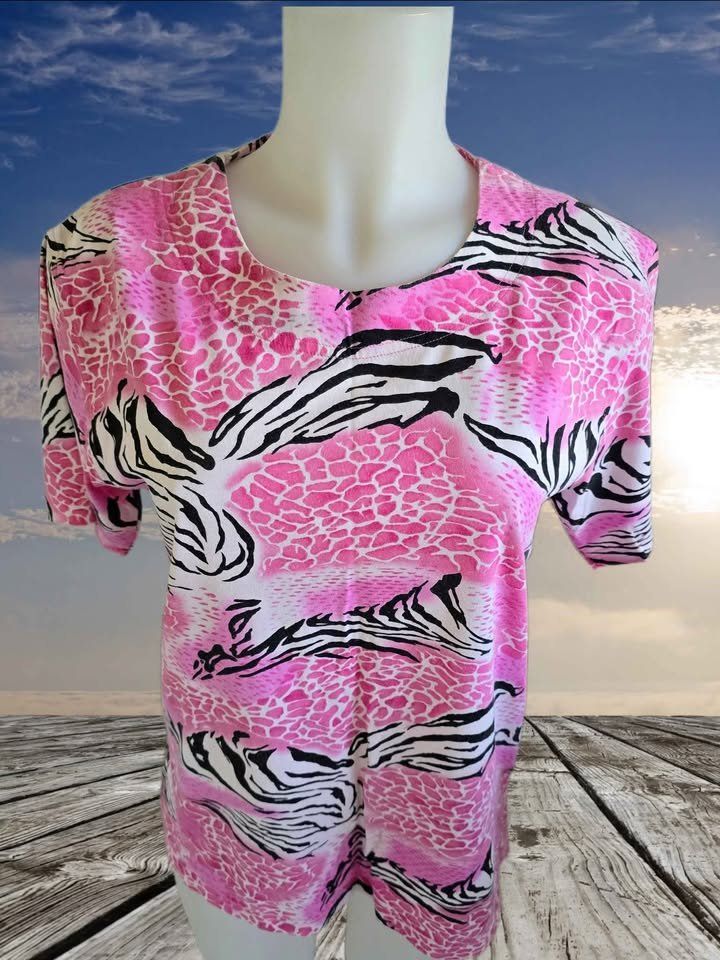 T-Shirts: Pinkes Zebra Print Shirt Gr. 38/40 – Neu (gemäss Beschreibung) aus Aarburg von Hystoria 2
