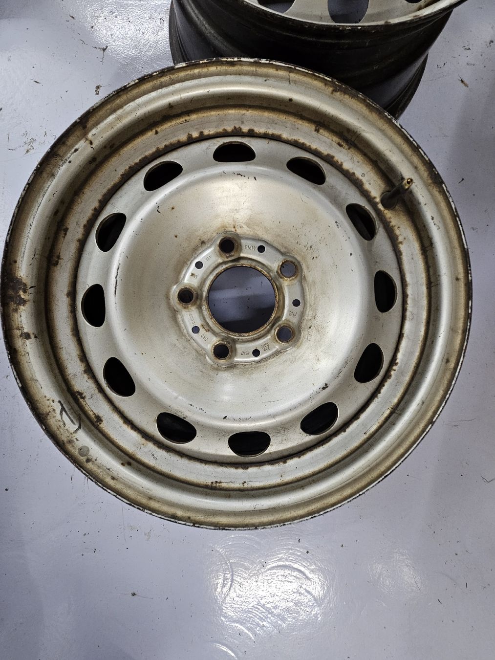 BMW Jantes: BMW Stahlfelgen – D'occasion à Rupperswil par Goofy1.2 1